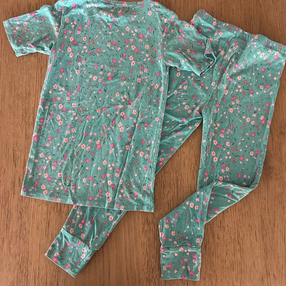 Posh Peanut Bamboo Girls Pajamas 7Y Green Floral Pattern